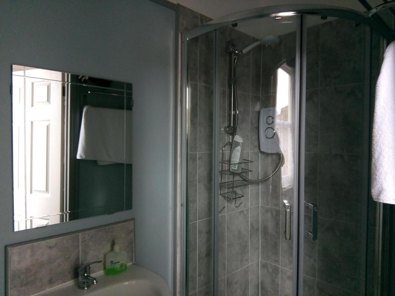 Rosslyn Court Bed & Breakfast Маргейт Екстериор снимка